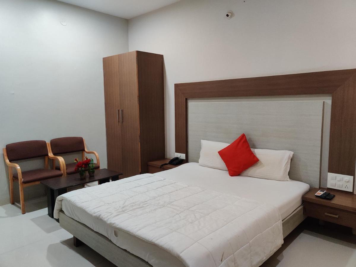Hotel Nimba International Ranibennur Exterior photo